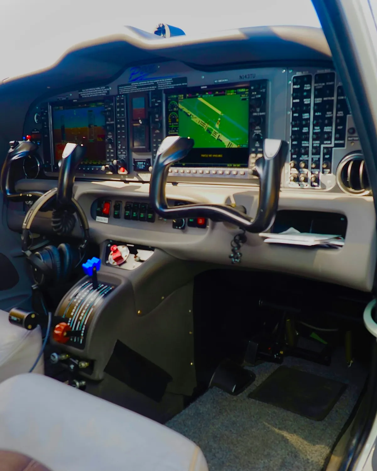Cockpit of a turboprop aircraft with its flight instruments